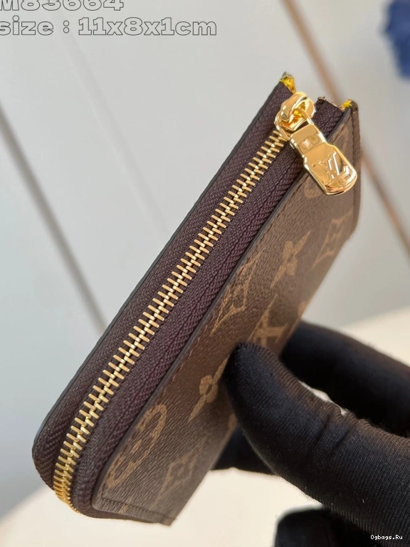 Louis Vuitton Wallet-11*8.5*1.5CM Noa Compact 0517